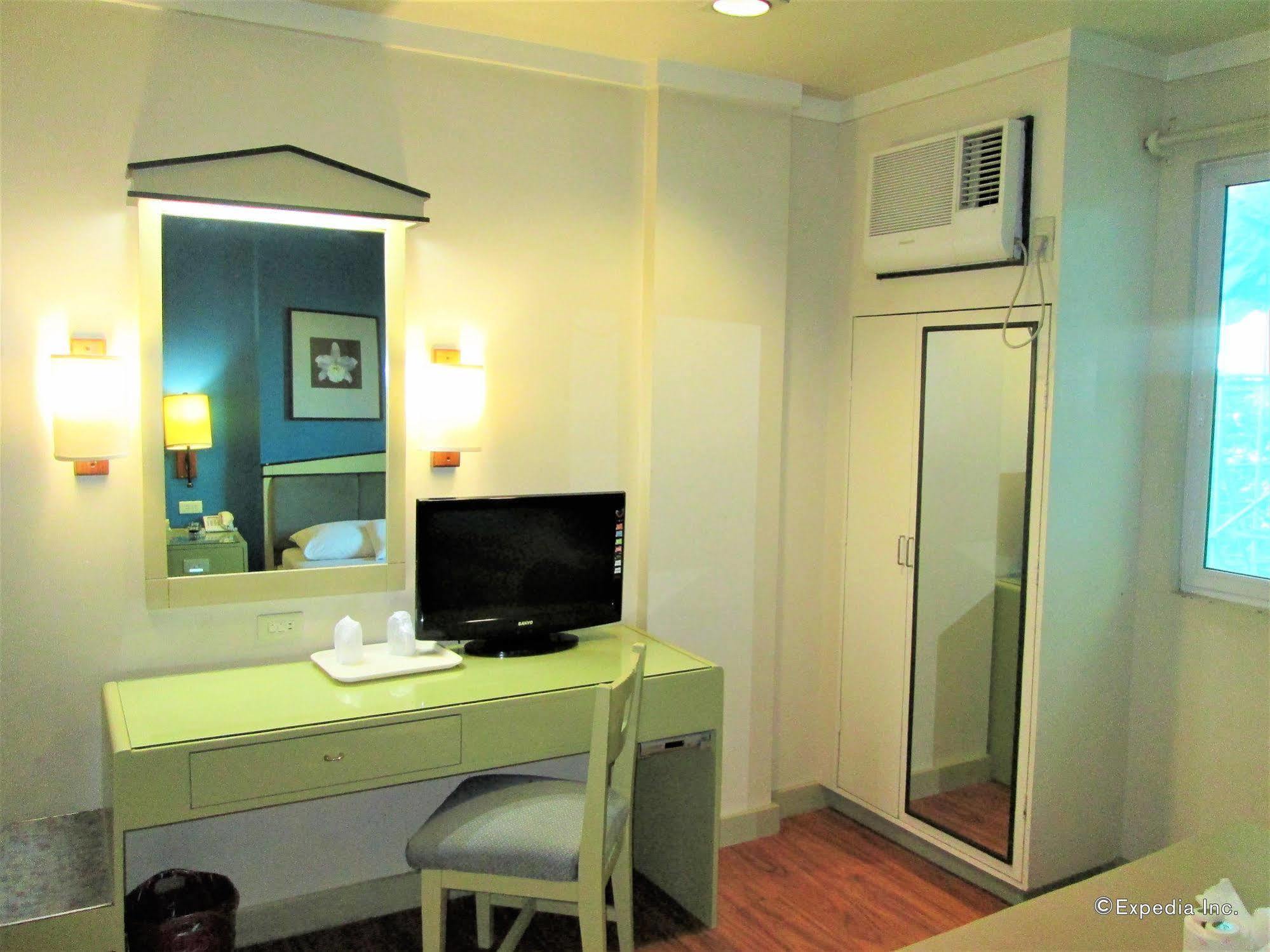 New Dawn Pensionne House Cagayan de Oro Eksteriør billede