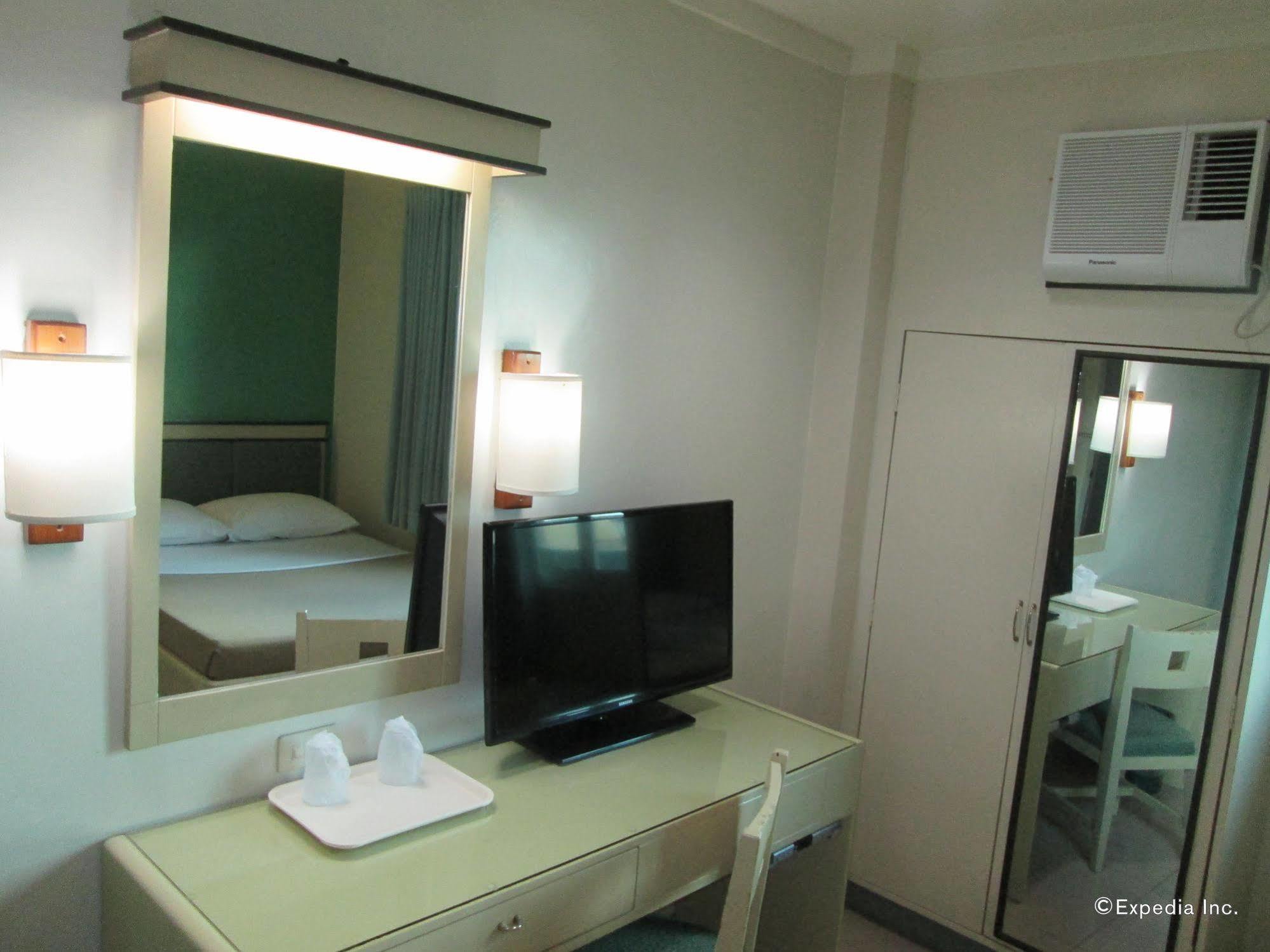 New Dawn Pensionne House Cagayan de Oro Eksteriør billede