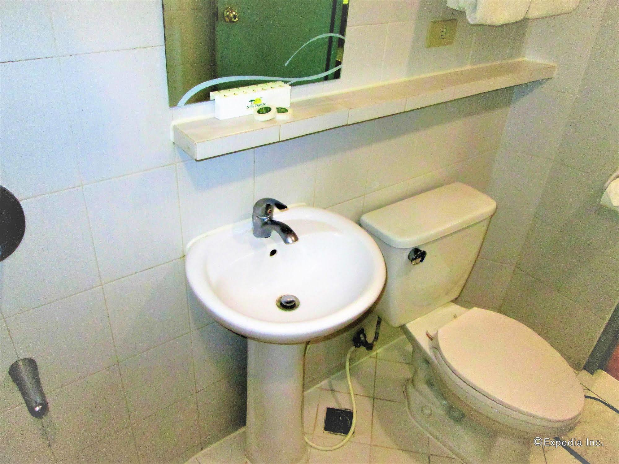 New Dawn Pensionne House Cagayan de Oro Eksteriør billede