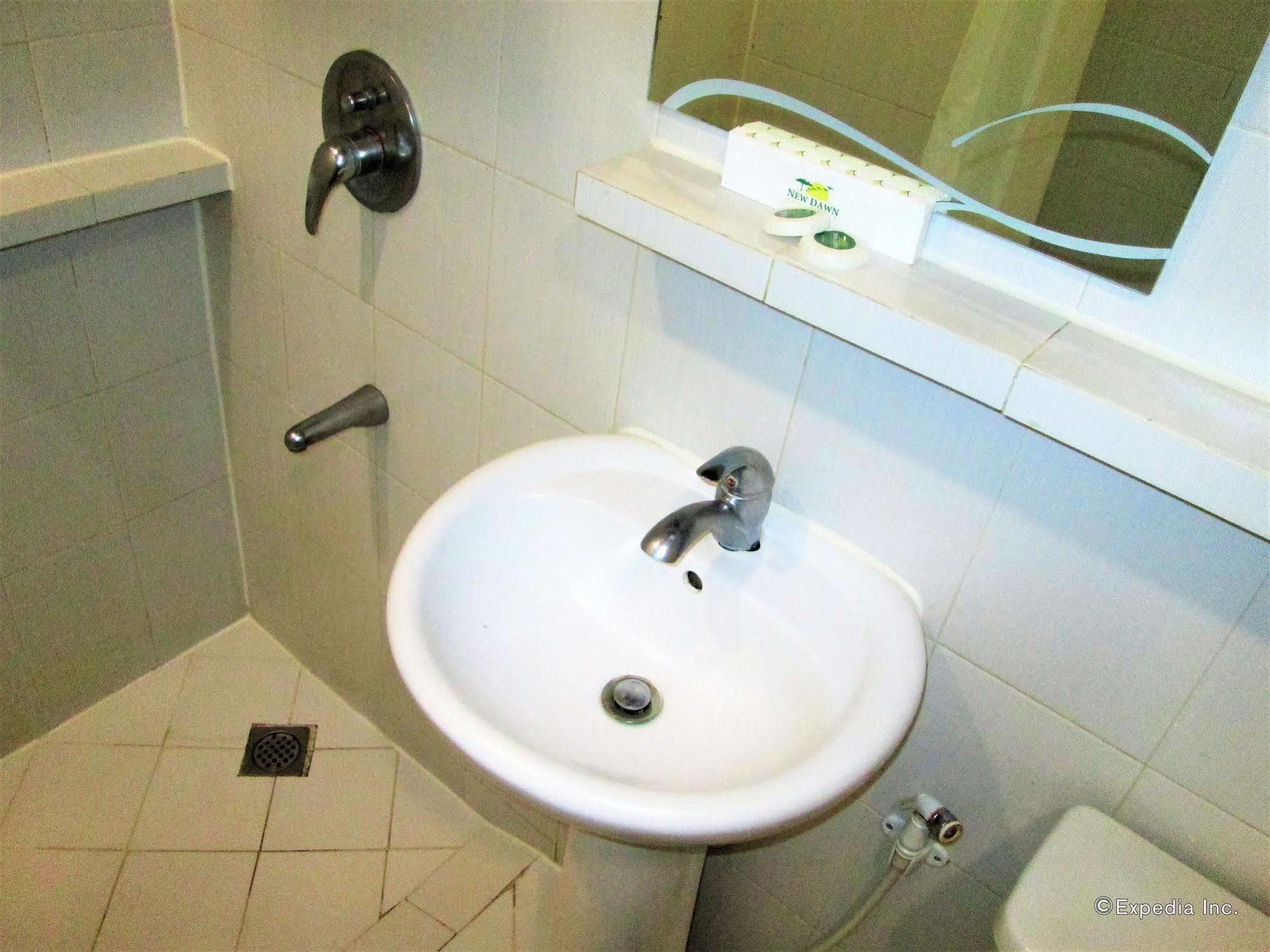 New Dawn Pensionne House Cagayan de Oro Eksteriør billede